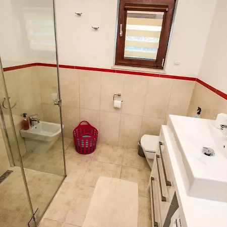 Tina 4 Stars Апартаменты